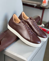Sneakers VS Brown